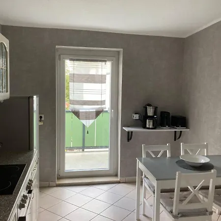 Schoene Zweiraumwohnung In *