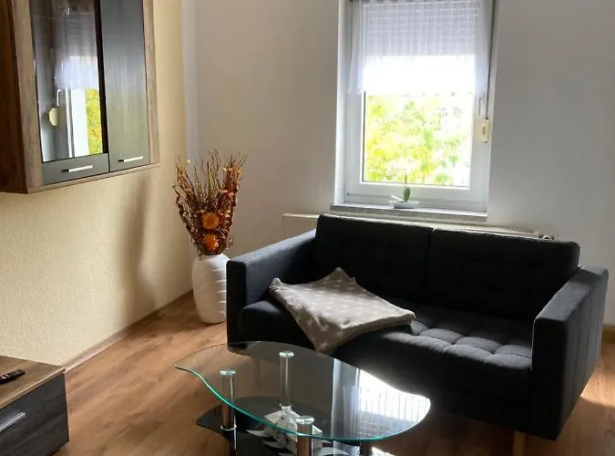 Apartment Schoene Zweiraumwohnung In *